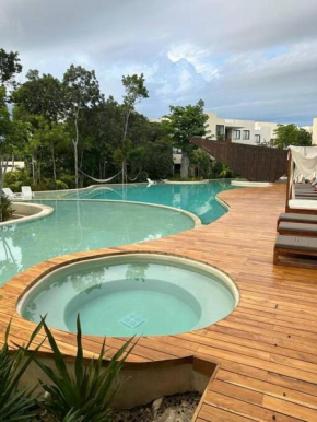 Cozy Getaway with Amazing Pool